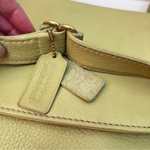 Vintage Coach Sonoma Flap in Light Green Rare! 4903 - Picture 7 of 11
